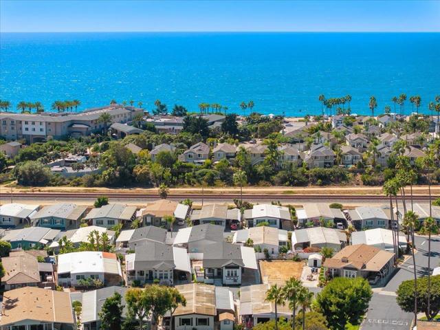 7207 Santa Barbara Street, Carlsbad CA: https://media.crmls.org/mediaz/4a845d72-4248-4ae8-9e05-0b34b27736d6.jpg