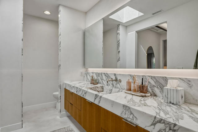 149 Lake Shore Drive, Rancho Mirage, CA 92270