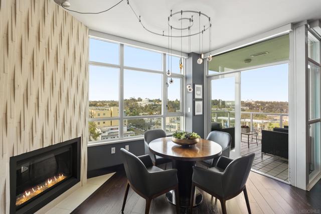 850 Beech St, San Diego CA: https://media.crmls.org/mediaz/4a855ddc-91e6-47d7-971b-0b6c4e752553.jpg