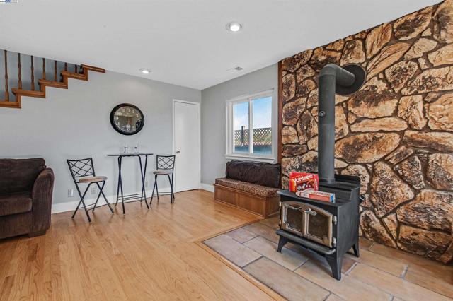 2560 Phelan Avenue, Hayward CA: https://media.crmls.org/mediaz/4a85ade2-08d1-4b1b-9675-45d23f6a67b1.jpg
