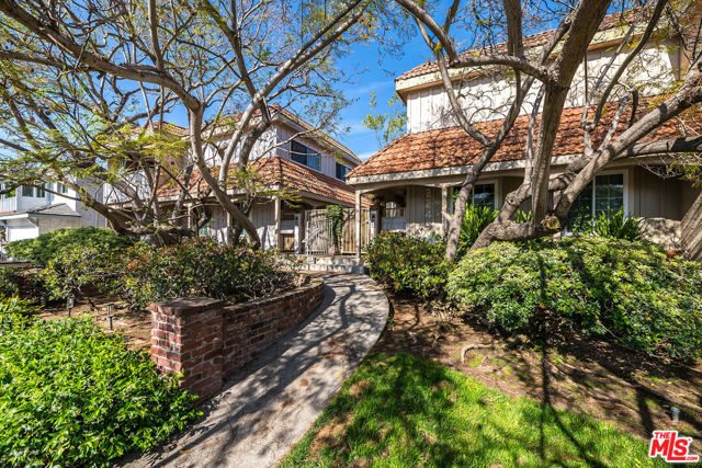 2249 20th Street, 3 photo 3