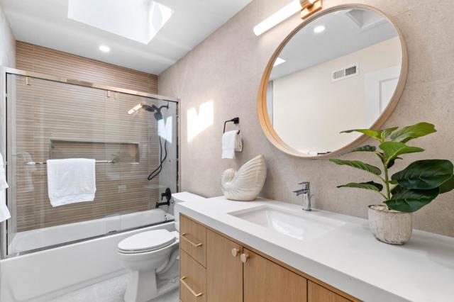 565 Serra Drive, South San Francisco CA: https://media.crmls.org/mediaz/4a87da3c-c799-4c4d-aa9d-60d475aa90da.jpg