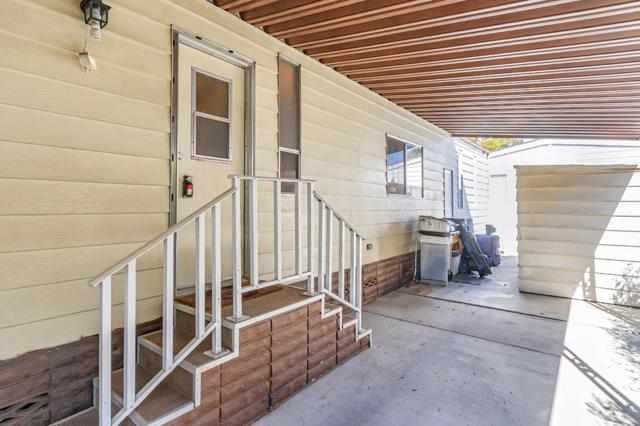 690 Persian Drive, Sunnyvale CA: https://media.crmls.org/mediaz/4a88999e-1339-4ad7-bf81-6d37613ed78d.jpg