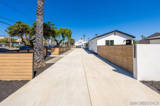 622 26 I Street, Chula Vista CA: https://media.crmls.org/mediaz/4a88c1ba-398b-4efe-9627-0b8417e1a82e.jpg