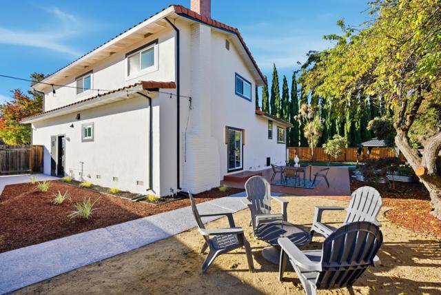 422 Liquidambar Way, Sunnyvale CA: https://media.crmls.org/mediaz/4a88d76a-89d4-416f-9b31-590f2988fba6.jpg