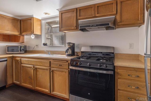 Detail Gallery Image 16 of 40 For 31450 Oceanview Drive, Running Springs,  CA 92382 - 3 Beds | 2 Baths