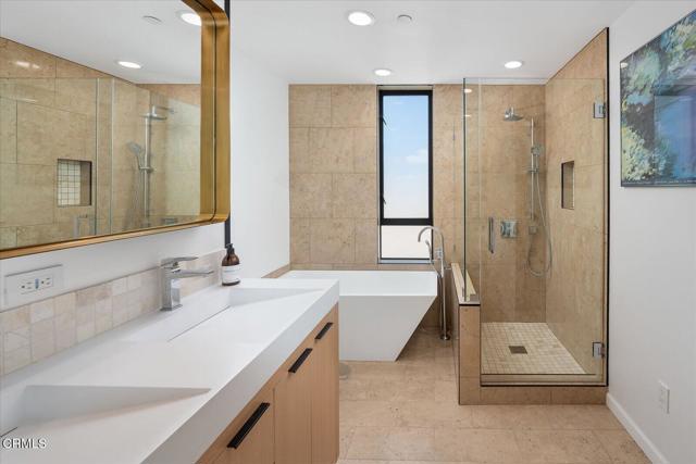 Detail Gallery Image 45 of 73 For 10747 Valleyheart Dr, Studio City,  CA 91604 - 4 Beds | 3 Baths