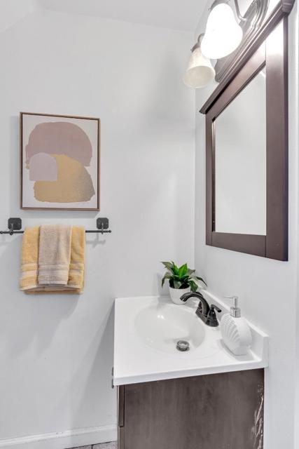 5392 Deodara Grove Court, San Jose CA: https://media.crmls.org/mediaz/4a8c1d23-1a5a-4d01-9edf-e88c720873fc.jpg