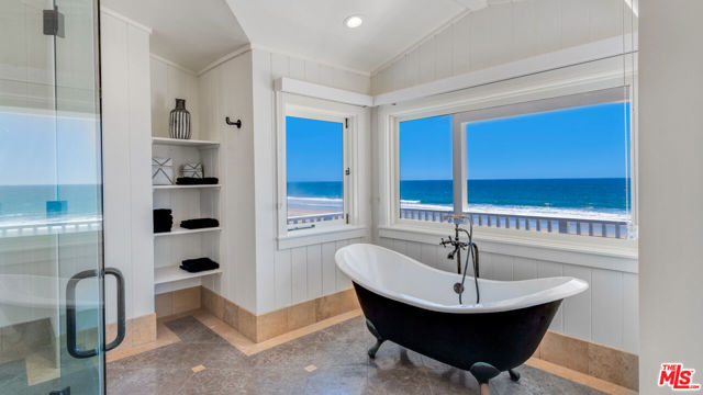 30718 Pacific Coast Highway, Malibu CA: https://media.crmls.org/mediaz/4a8c84cd-51e9-4b7f-830e-e9c4b15096c8.jpg