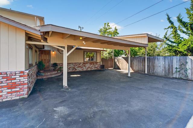 2529 Orchard Street, Soquel CA: https://media.crmls.org/mediaz/4a8d5b7c-df78-448b-ba97-164c1bdcf782.jpg
