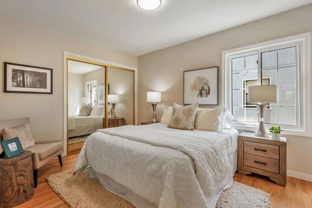 3709 Kenwood Avenue, San Mateo CA: https://media.crmls.org/mediaz/4a8d6417-bd06-4ff4-ba78-a1271f9a927f.jpg