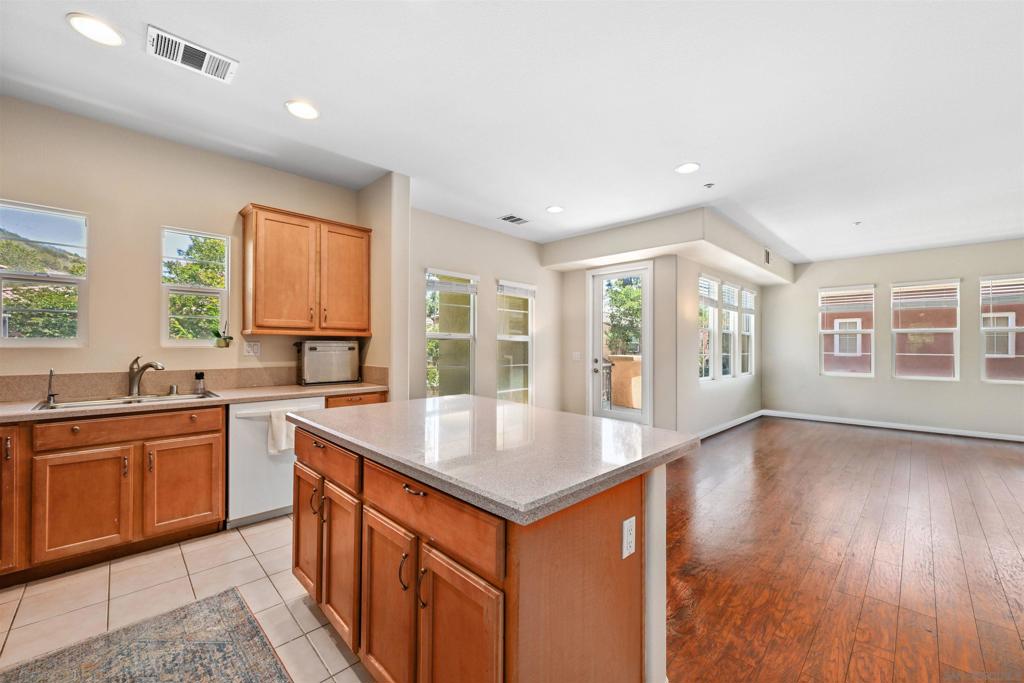 1355 Sky Ridge - photo 11