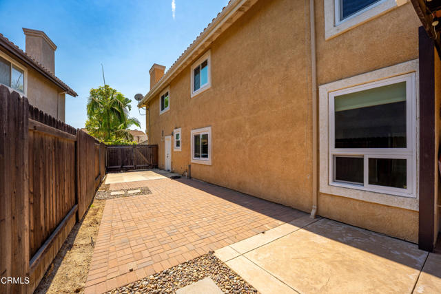 1347 La Culebra Circle, Camarillo CA: https://media.crmls.org/mediaz/4a8de9eb-fef3-4f90-a4f1-3b8451e9ddad.jpg
