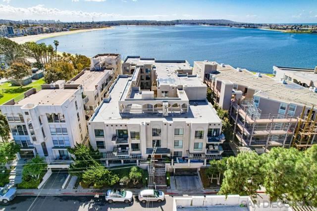 1235 Parker Place, San Diego CA: https://media.crmls.org/mediaz/4a8edff6-78b3-471e-93f9-d9a60b9b29b8.jpg