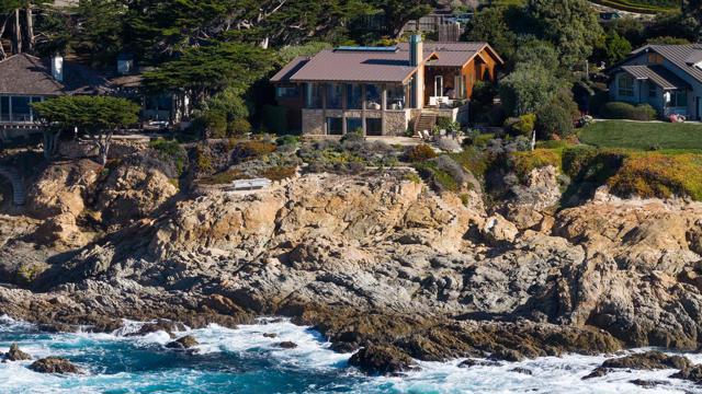 104 Yankee Point Drive, Carmel CA: https://media.crmls.org/mediaz/4a8f3410-7dd1-41eb-a4ed-349e9709be97.jpg
