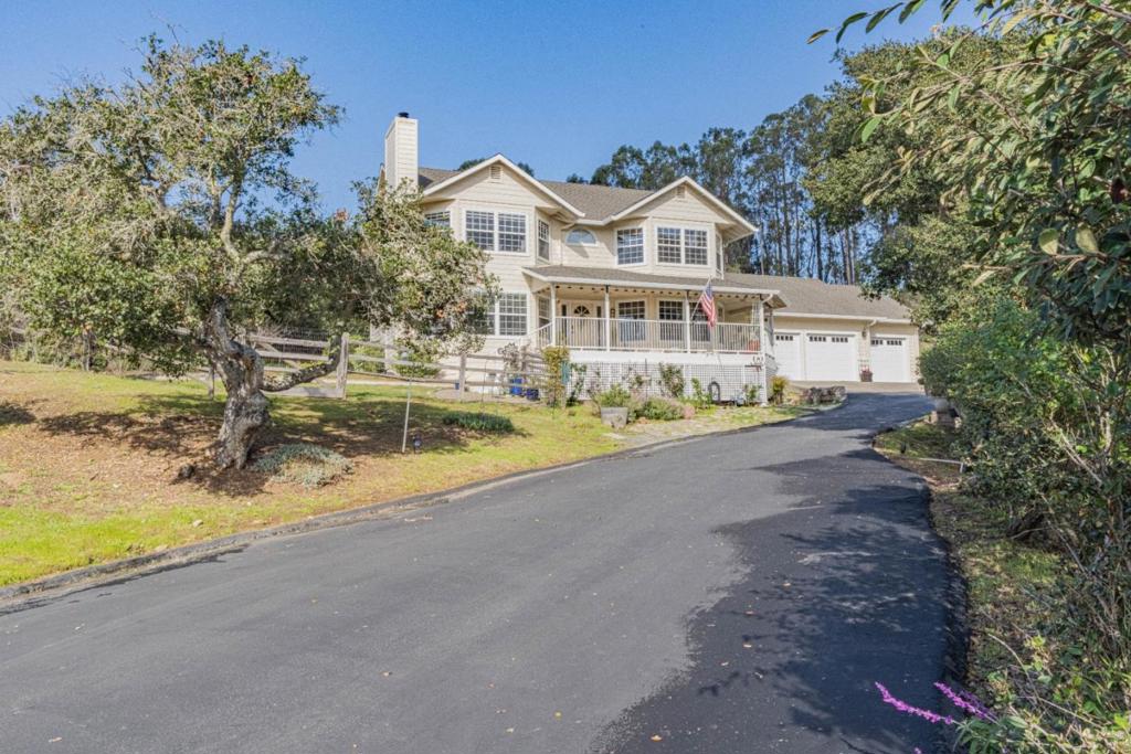 17705 Pond Derosa Lane