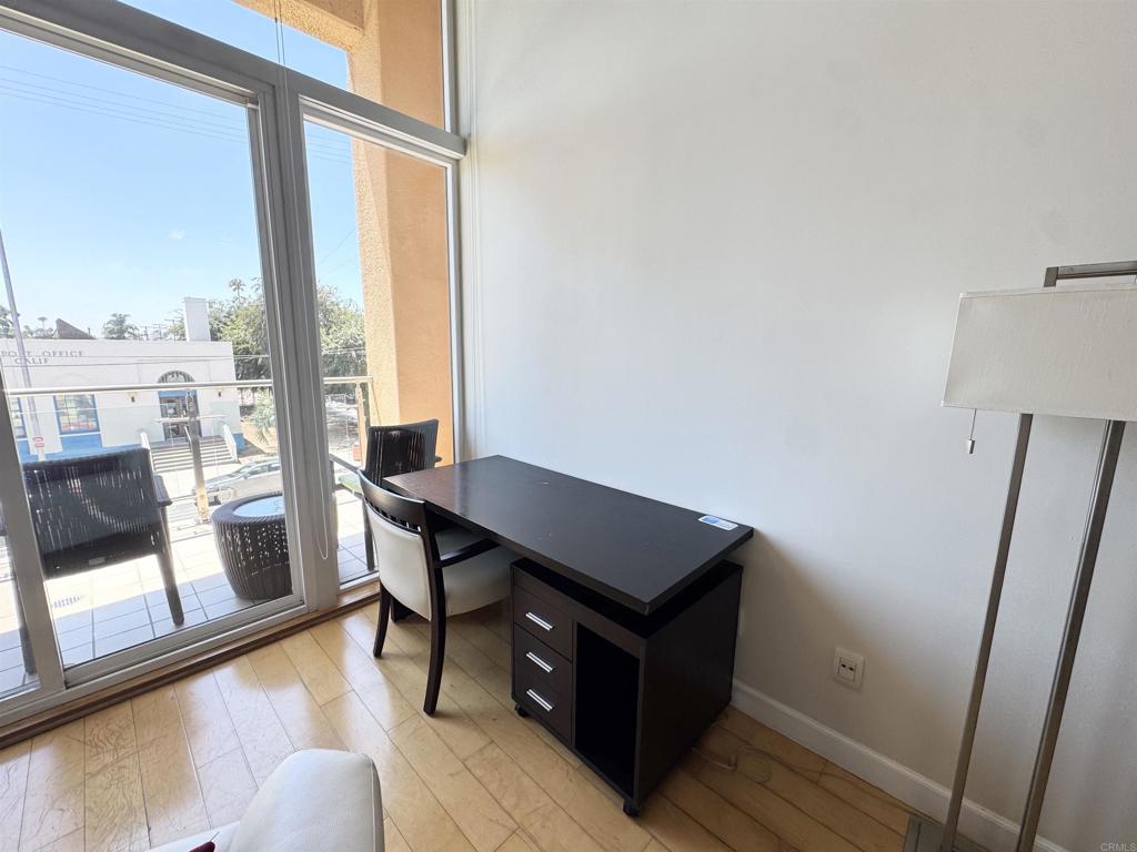 550 Seagaze Drive - photo 10