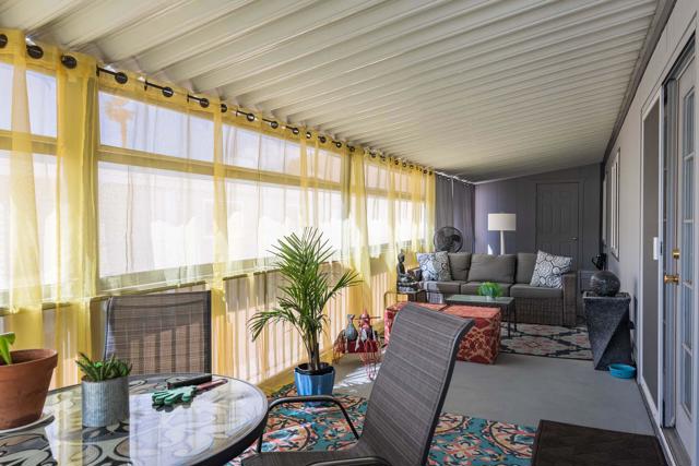 160 Hilligoss Drive, Cathedral City CA: https://media.crmls.org/mediaz/4a90fe6b-a61a-45a1-8c6a-9031006774b3.jpg