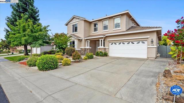 2133 Demetrius Way, Roseville CA: https://media.crmls.org/mediaz/4a912973-6847-4acd-a080-07aac6108175.jpg