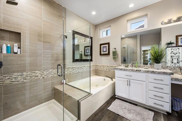 Image 43 of 78 For 45829 Meadow Lake Drive