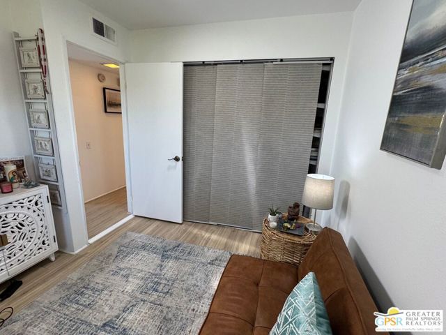 1533 N Sunflower Court, Palm Springs CA: https://media.crmls.org/mediaz/4a925119-25c9-4f28-9d94-6618dfbf9420.jpg