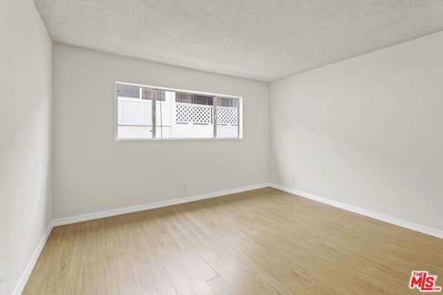1033 6TH Street, 303 photo 8