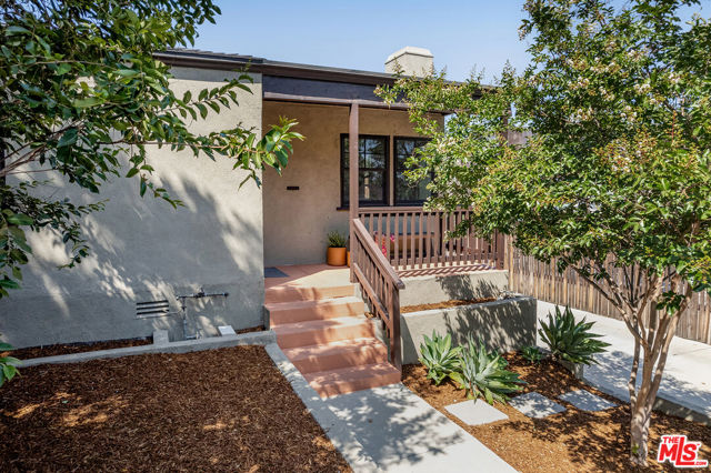 Image 3 for 2227 Aaron St, Los Angeles, CA 90026