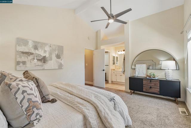 2329 Sweetwater Dr, Martinez CA: https://media.crmls.org/mediaz/4a937ce3-8c1f-4a80-bdf2-0eb0142de739.jpg