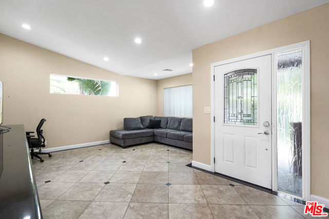 7017 Vicky Avenue, West Hills CA: https://media.crmls.org/mediaz/4a93d1a1-2cd8-46ff-b1a0-ef570a1d90d9.jpg