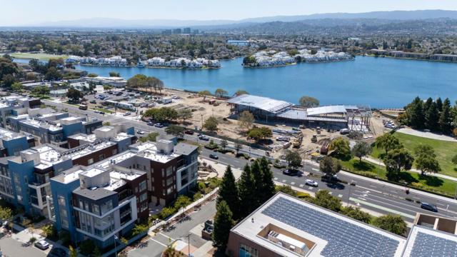 718 Eppleton Lane, Foster City CA: https://media.crmls.org/mediaz/4a941fc3-3156-42cf-92df-50cbdd7cdf90.jpg