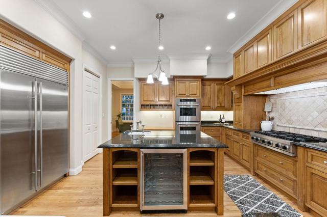 9560 Via Del Oro, Gilroy CA: https://media.crmls.org/mediaz/4a944bdb-4cc8-48e2-8187-e9bd4346c361.jpg