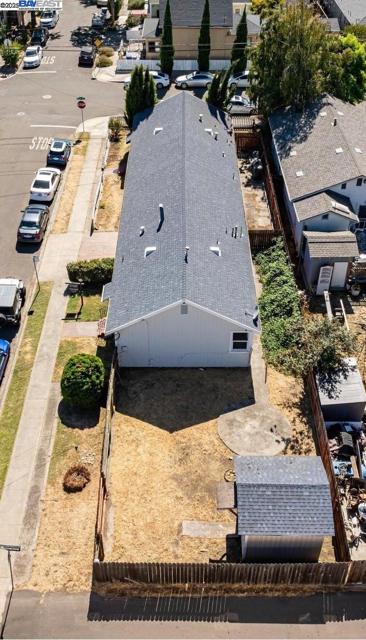 290 2Nd Ave, San Leandro CA: https://media.crmls.org/mediaz/4a945908-5ca8-4016-b8db-e737affa818d.jpg