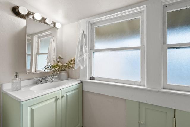 223 Routier Street, Santa Cruz CA: https://media.crmls.org/mediaz/4a94ce46-cf6a-41fa-a70e-39aa5088ca86.jpg