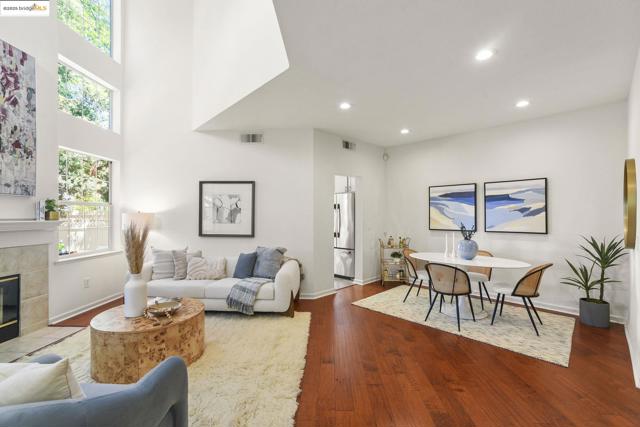 2714 Beach head way, Richmond CA: https://media.crmls.org/mediaz/4a96a7c5-35c4-4eb3-9dfb-f1704158469d.jpg