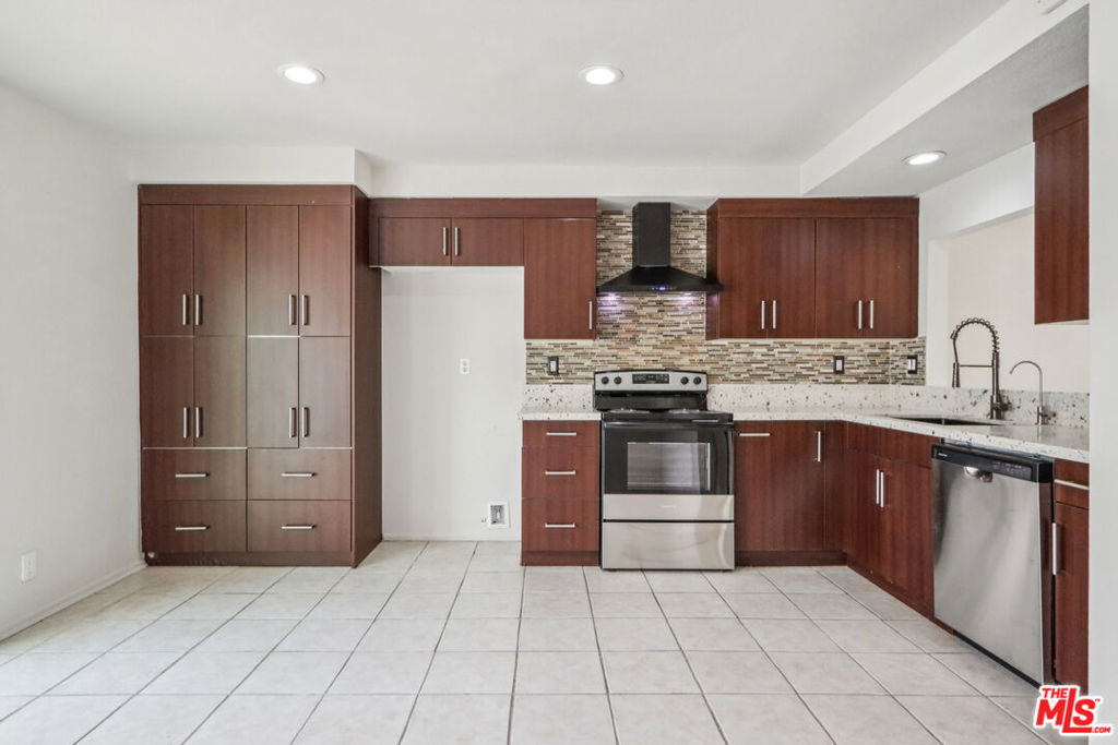 MLS #25533241 image #16