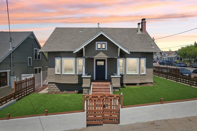 1440 Van Buren Ave, San Diego CA: https://media.crmls.org/mediaz/4a97a2c4-3a0b-42e2-81fe-2d4fed8eac38.jpg