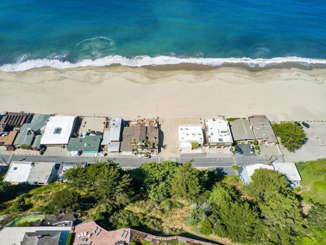 534 Beach Drive, Aptos CA: https://media.crmls.org/mediaz/4a988397-4019-4384-87a3-f886b32a1fa6.jpg