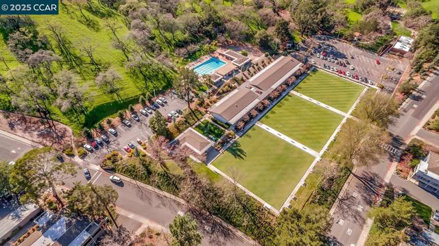 2155 Cactus Ct, Walnut Creek CA: https://media.crmls.org/mediaz/4a99f6fc-5ec2-4820-b156-4d7b4ba9e663.jpg