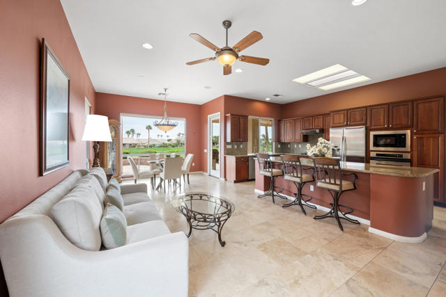 35232 Moorbrook Road, Palm Desert CA: https://media.crmls.org/mediaz/4a9aa699-ada2-4fff-bf42-cec8299abbeb.jpg