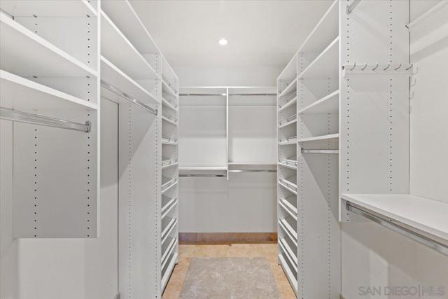 2778 Rosecrans St, San Diego CA: https://media.crmls.org/mediaz/4a9abac9-aa34-4c14-9727-ea617246fa60.jpg
