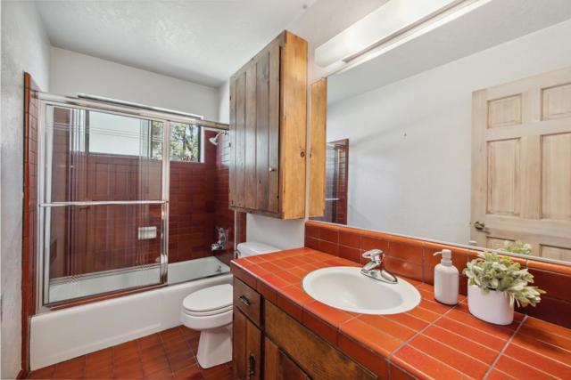 240 Buck Knoll Road, Boulder Creek CA: https://media.crmls.org/mediaz/4a9af414-3a5d-45d9-a873-2548bf63b344.jpg