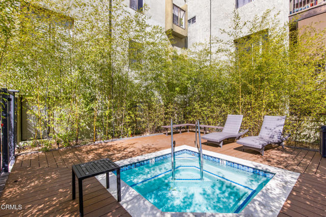 Detail Gallery Image 5 of 33 For 330 Cordova St #268,  Pasadena,  CA 91101 - 2 Beds | 3 Baths