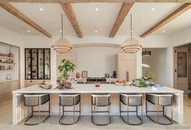 14783 Roxbury Terr., Rancho Santa Fe CA: https://media.crmls.org/mediaz/4a9bee48-1629-4f83-8615-c9c7649e3d82.jpg