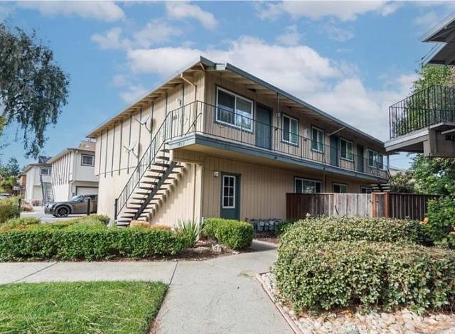 3813 Barker Drive, San Jose CA: https://media.crmls.org/mediaz/4a9c3bb1-e67b-4169-98a3-e42b409116a9.jpg