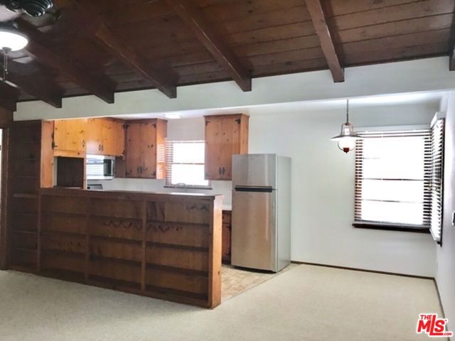 1453 S Westgate Avenue, Los Angeles CA: https://media.crmls.org/mediaz/4a9e1e1f-91a4-47e7-bace-d32a52163b35.jpg