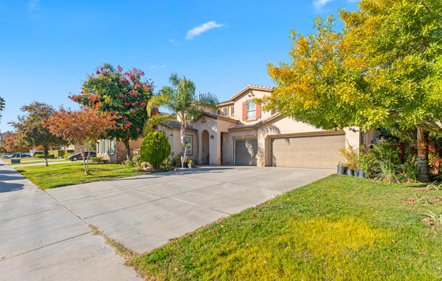 Image 43 of 50 For 25444 Delphinium Ave Avenue