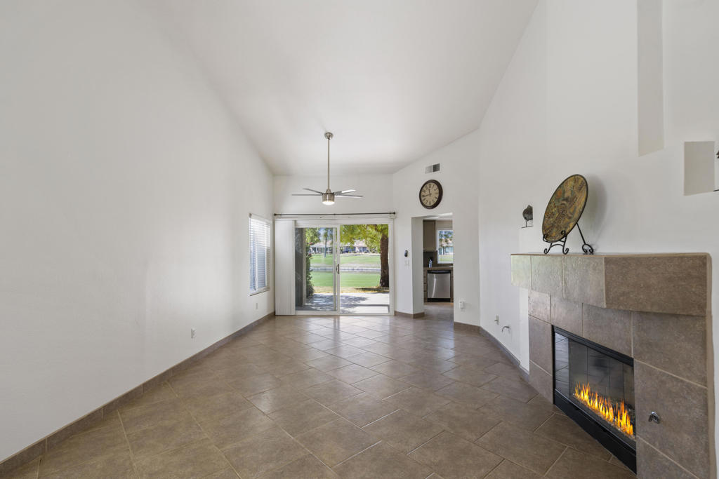 MLS #219137355DA image #5