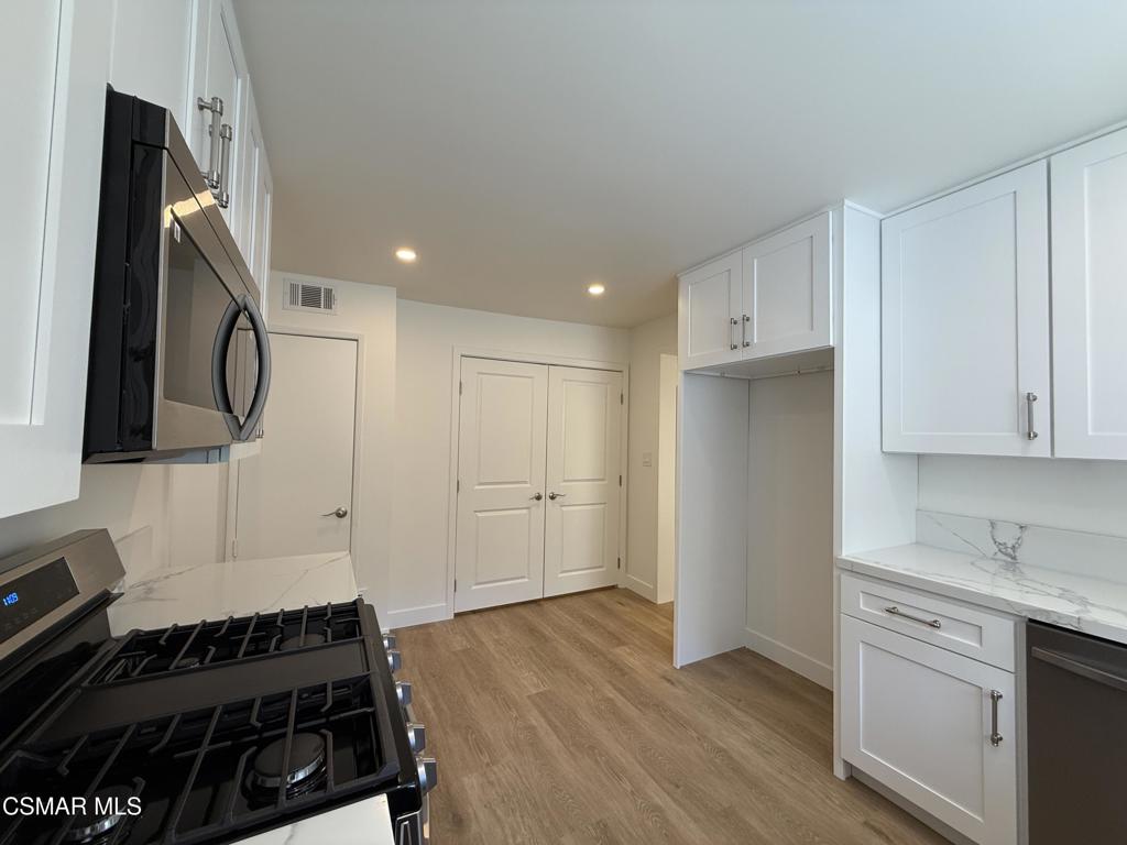 635 E Elmwood Avenue 103Burbank img 12