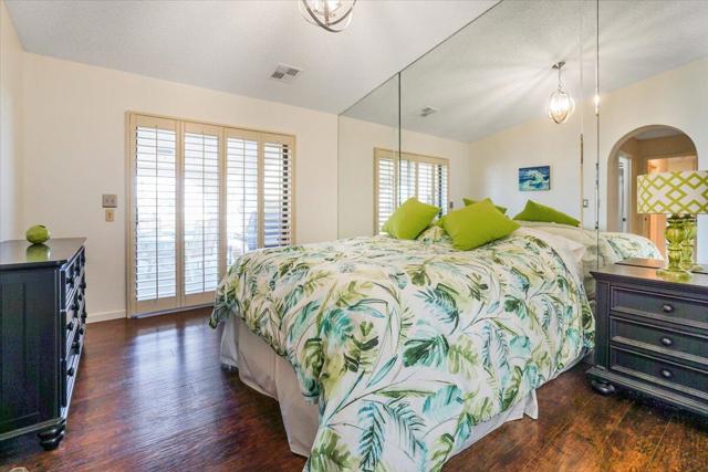 74276 Zircon E Circle, Palm Desert CA: https://media.crmls.org/mediaz/4a9f31db-e491-4484-9ec0-46b3261e574d.jpg