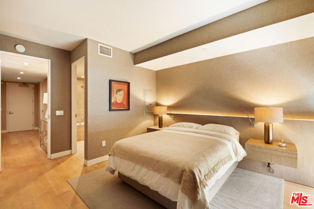 2 Bed Home for Sale in Los Angeles, California